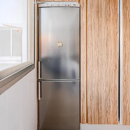Apartment Cabanal House - 10 Min To Ocean , Fastwifi , Smarttv, Ac Valencia